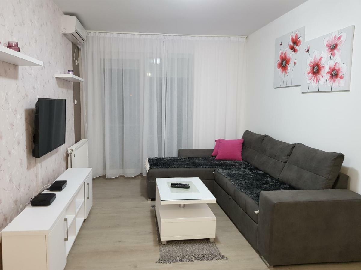 Apartment Gea 18 Novi Sad Exterior foto